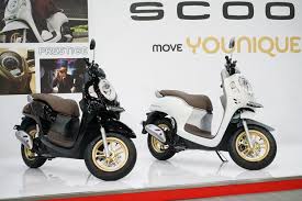Harga motor scoopy second update tahun 2020. Kulik Spesifikasi All New Honda Scoopy Halaman All Kompas Com