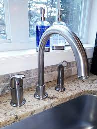 are single handle side sprayer faucets