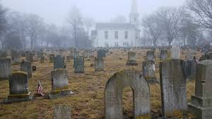 Old Commons Burial Ground Is A Spooky Rhode Island Cemetery