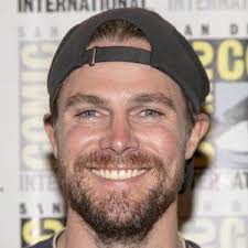 Shortly after the news emerged, stephen took to. Stephen Amell Bio Family Trivia Famous Birthdays