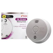 First alert powered alarm sco5cn combination smoke and carbon monoxide detector, battery operated, 1 pack, white. Kidde 10 Year Worry Free Hardwired Combination Smoke And Carbon Monoxide Detector With Battery Backup And Voice Alarm 21029879 The Home Depot