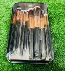 plastic cosmetic makeup brushes set