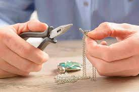 learn how to make jewelry at home for