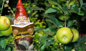 do garden gnome statues symbolize good