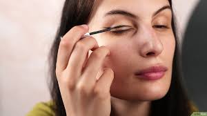 easy eye makeup tips for hooded eyes