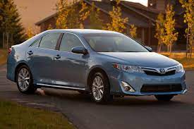 2016 toyota camry hybrid review