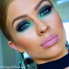 top 10 colors for blue eyes makeup