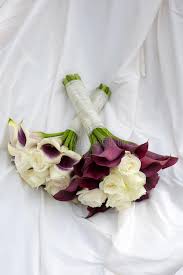 White wedding flowers for bridesmaids. Wedding Bouquets Held By Bridesmaids Stock Image Image Of Flower Bouquet 25536569