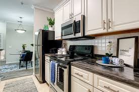 Wood effect kitchen worktops give you a more durable and inexpensive option to design your kitchen. Apartments In Orlando Fl Aspen Square Management