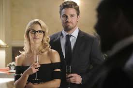 Image result for felicity hugging oliver from crisis on earth x