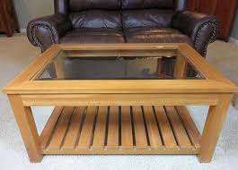 Maple round coffee table by ethan allen rp ct98. Auction Ohio Ethan Allen Coffee Table
