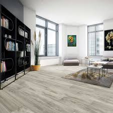 Flooring centre, london, united kingdom. Versaclic London Mist Oak 18 0 Cm 7 1 In Rigid Core Vinyl Plank Costco