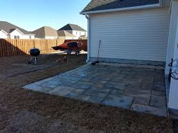 nantucket pavers patio on a pallet 10