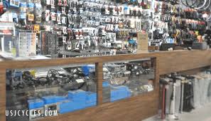Bikempire96.com is specialised in motorcycle accessories full range such as bmw s1000rr, r1200gs, z1000, z800, z900, mt07, mt09, r25, r15 & wide range of equipment, exhaust, full suit & helmet. Nearby Bike Accessories Shop Off 71 Felasa Eu