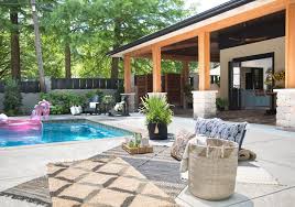 Creating The Perfect Outdoor Setting