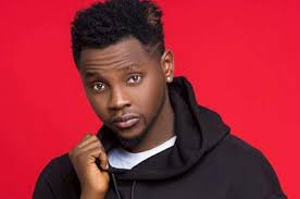 Singer kizz daniel welcomes a set of twins on his 27th birthday. Download Latest Kizz Daniel Songs Music Albums Biography Profile All Music Videos Trendybeatz