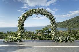 decorate a wedding arch with fabric