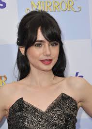 one celeb four looks lily collins