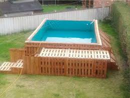 build a swimming pool out of 40 pallets