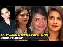 bollywood actress look without makeup