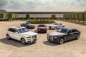 rolls royce cullinan wallpapers for