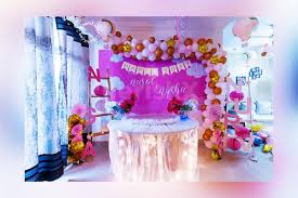 customised party decorations for