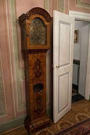 Planning to move your grandfather clock to a new location? Useful Tips When Moving A Grandfather Clock To Another Room Cosmopolit Home