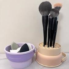 professional makeup brush cleaners