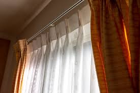 how to hang pinch pleat curtains 5 steps