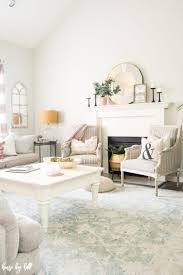 Simple And Serene Living Room House