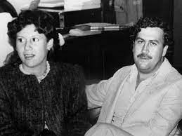 Pablo Escobar buried gold and wads of ...