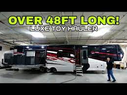 48 5ft long luxe toy hauler