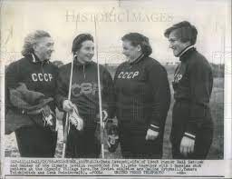 Dana zátopková had become olympic champion herself in helsinki by winning the women's javelin throw. Datei Zybina Zatopkova Tyshkevich Doynikova 1956 Olympics Jpg Wikipedia