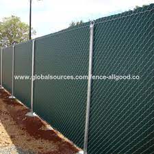 The top lock chain link fence slat is designed to work with a fence that has a mesh size of 2 or larger. China Boundary Chain Link Fence Privacy Vinyl Slats On Global Sources Privacy Fence Slats Privacy Slat Vinyl Slats