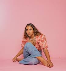 How tall is sienna mae gomez? Sienna Mae Gomez On Viral Tiktok Fame Body Positivity And Her First Big Beauty Deal