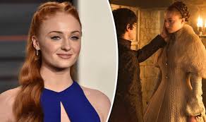 Game of thrones finally brought us the big battle between the living and the dead that has been teased for years and years, and it was dark (in more ways and it was a shock twist that was spoiled for people who haven't seen the episode yet by none other than sansa stark actress sophie turner. Game Of Thrones Sophie Turner Slams Fans For Not Pronouncing Sansa Properly Tv Radio Showbiz Tv Express Co Uk