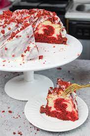 Red Velvet Cheesecake Pound Cake gambar png