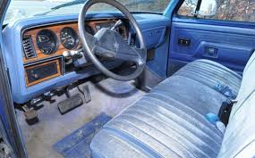 V8 Short Bed 1988 Dodge Ram D150