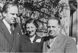 This biography of oskar schindler provides detailed information about his childhood, life. Oskar Schindler With Mrs Rosner And Mr Licht At A Reunion Of Schindlerjuden In Munich In 1946 Collections Search United States Holocaust Memorial Museum