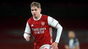Emile smith rowe (esr) is an english professional football player who is currently playing for arsenal. Emile Smith Rowe Spielerprofil 20 21 Transfermarkt