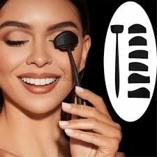 eyeshadow eyeliner applicator makeup