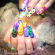 home nail salon 37067 young nails