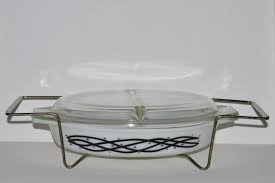 Pyrex Barbed Wire Divided Casserole