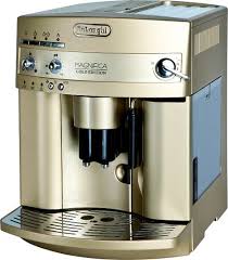 We start with specialty green bean from around the world, and then roast them to perfection. Magnifica Gold By Delonghi Appliancist Coffee Machine Coffee Love Luxury Appliances