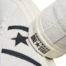 They caught their second breath in the first half of the 90s when they started to appear on the covers of thrasher. Converse One Star Academy Ox Egret Black End