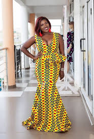 Women would rock this african wear style for various occasions. 12 Elegant Ghanaian Women In Kente Dress Afroculture Net