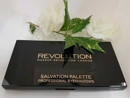 revolution eyeshadow palette welcome to