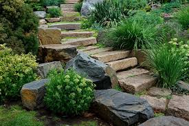 using boulders in landscaping