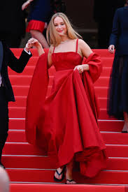 jennifer lawrence red dress at cannes