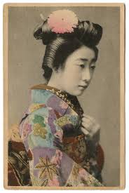 kimono is one of the defining characteristics of a geisha geisha wear kimono with a neckline that dips low on the back to show off the nap of the neck